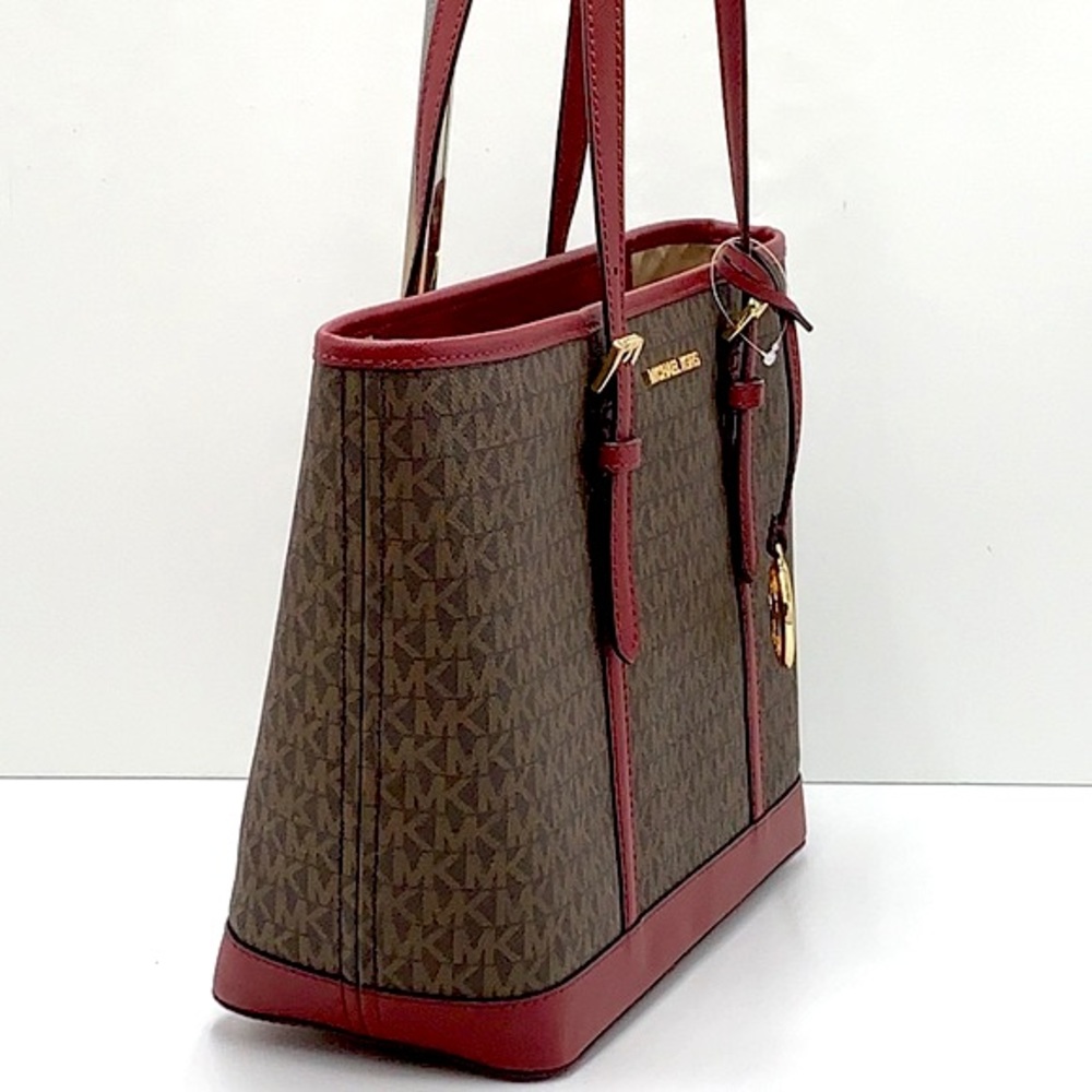 MICHAEL KORS LOGO SHOULDER
TOTE DARK CHERRY COLOR 14.75"W X
10"H × 5.5"D - Picture 6 of 16